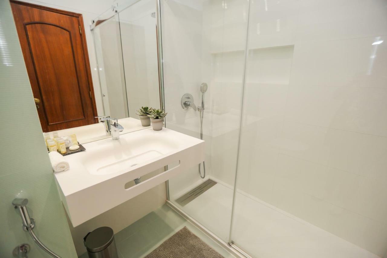 Like-Home-T4-Bright Benfica Apt-Terrace Lisboa Ngoại thất bức ảnh