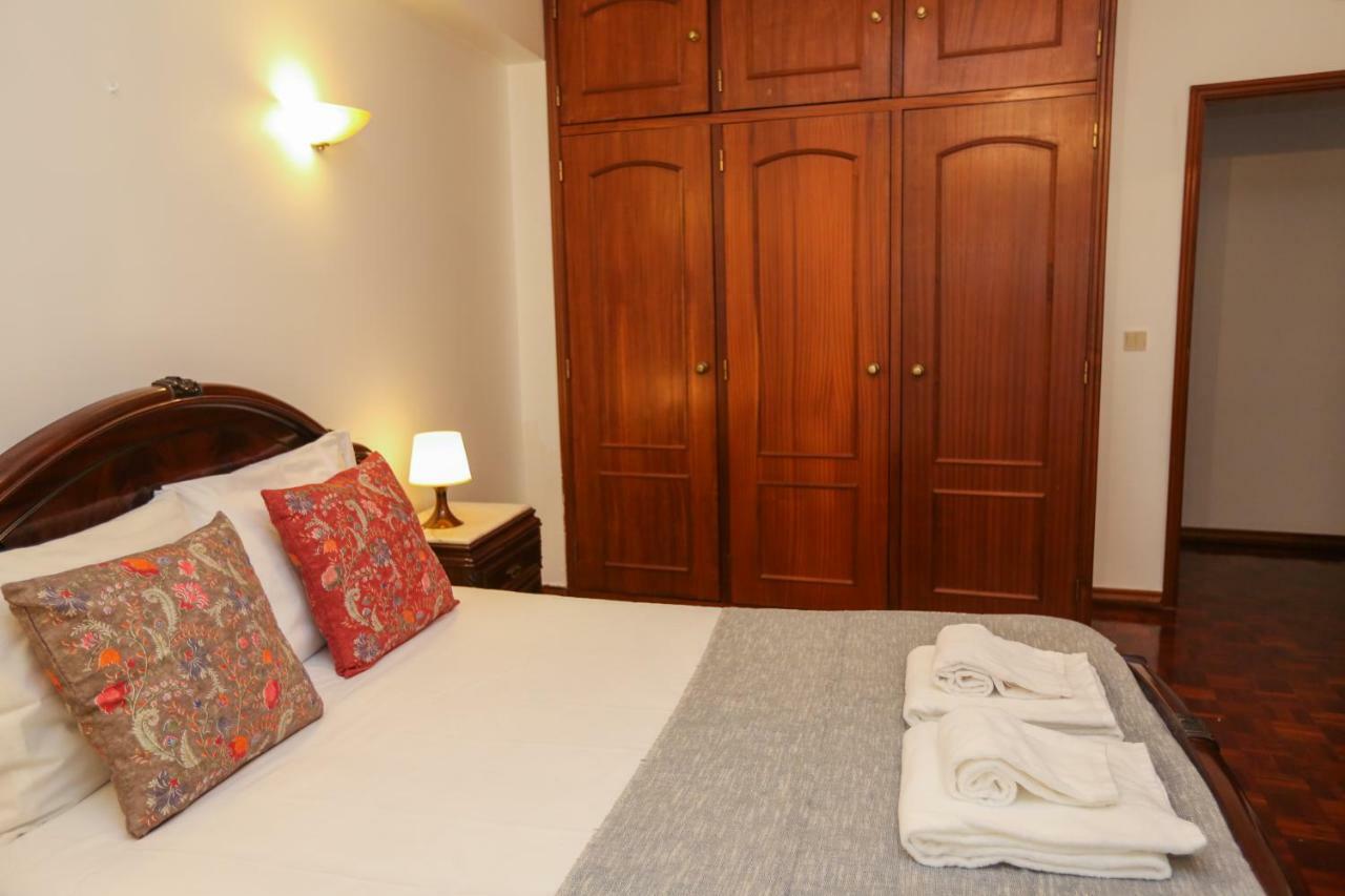 Like-Home-T4-Bright Benfica Apt-Terrace Lisboa Ngoại thất bức ảnh